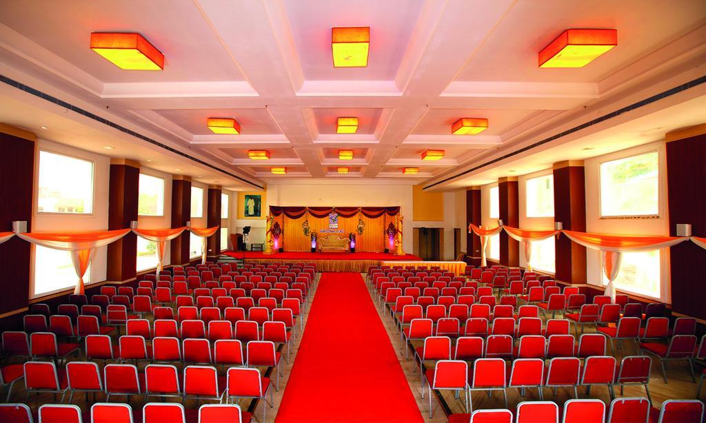 Hotel Sterling V Grand Madurai Esterno foto