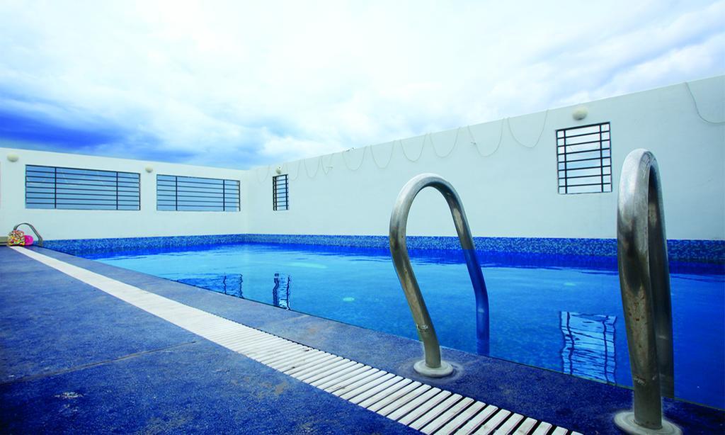 Hotel Sterling V Grand Madurai Esterno foto