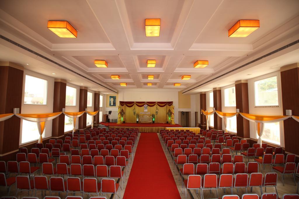 Hotel Sterling V Grand Madurai Esterno foto