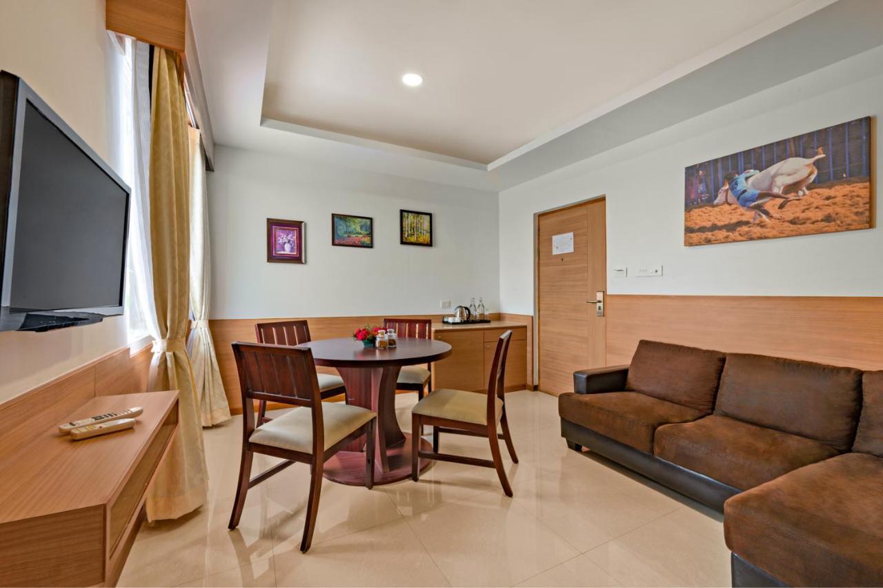 Hotel Sterling V Grand Madurai Esterno foto