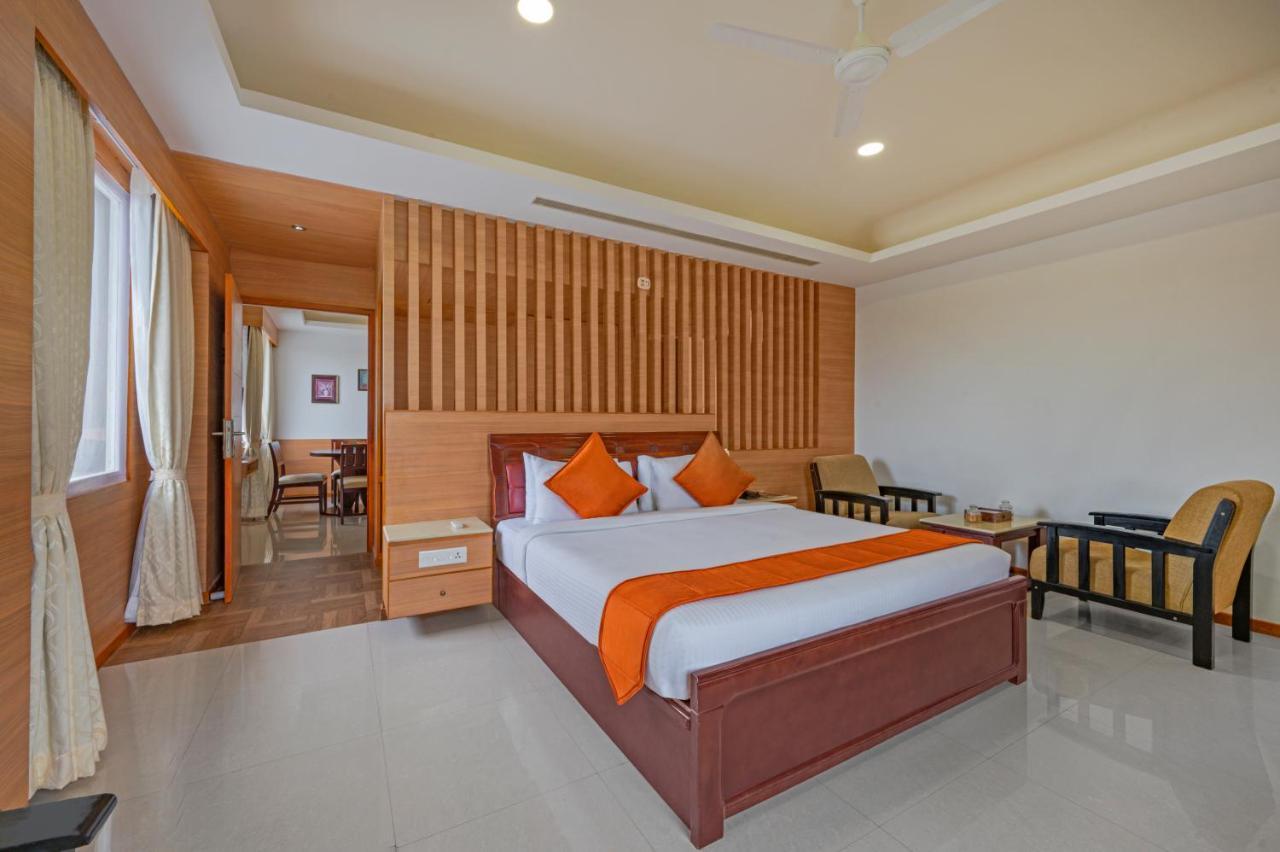 Hotel Sterling V Grand Madurai Esterno foto