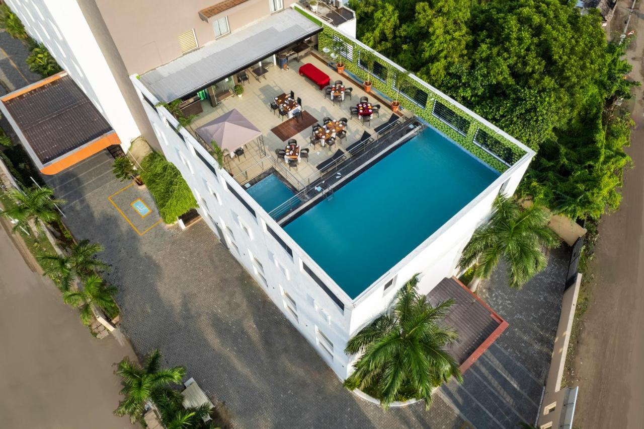 Hotel Sterling V Grand Madurai Esterno foto