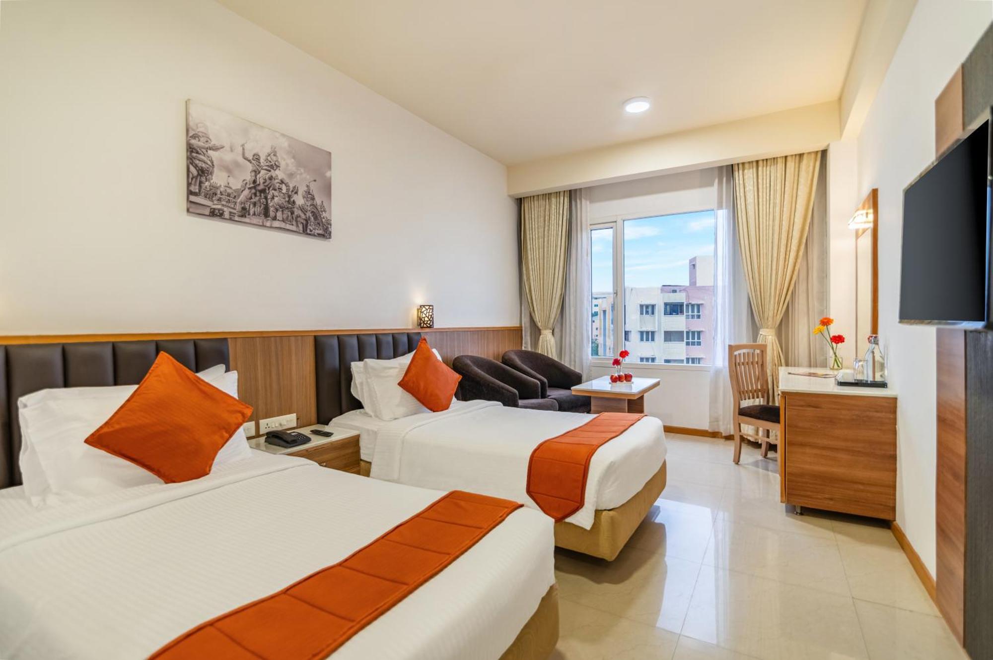 Hotel Sterling V Grand Madurai Esterno foto