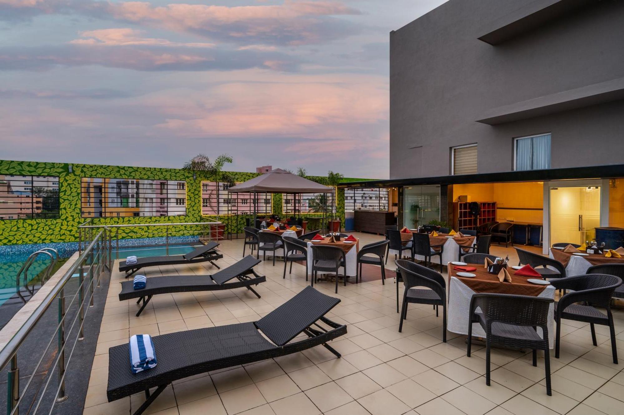 Hotel Sterling V Grand Madurai Esterno foto