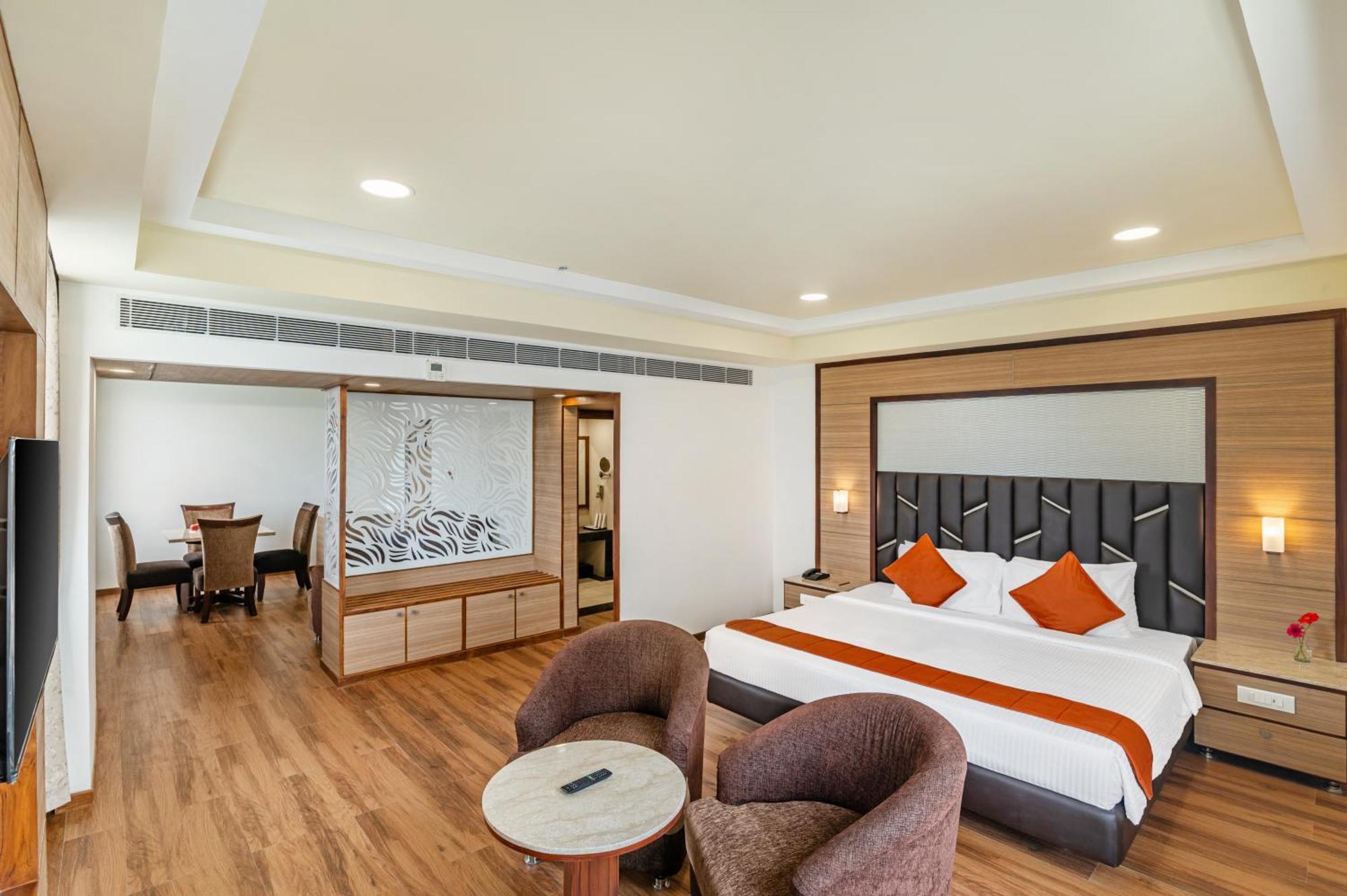 Hotel Sterling V Grand Madurai Esterno foto