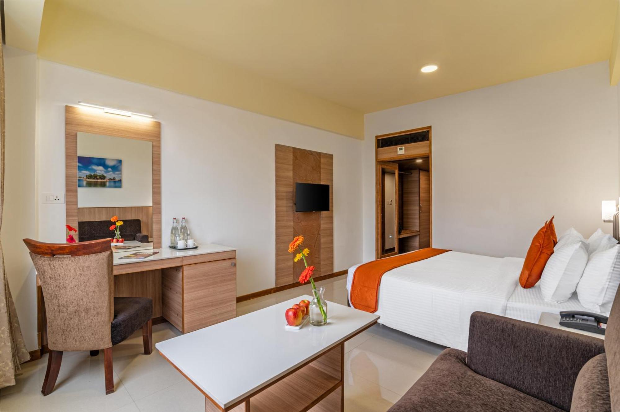 Hotel Sterling V Grand Madurai Esterno foto