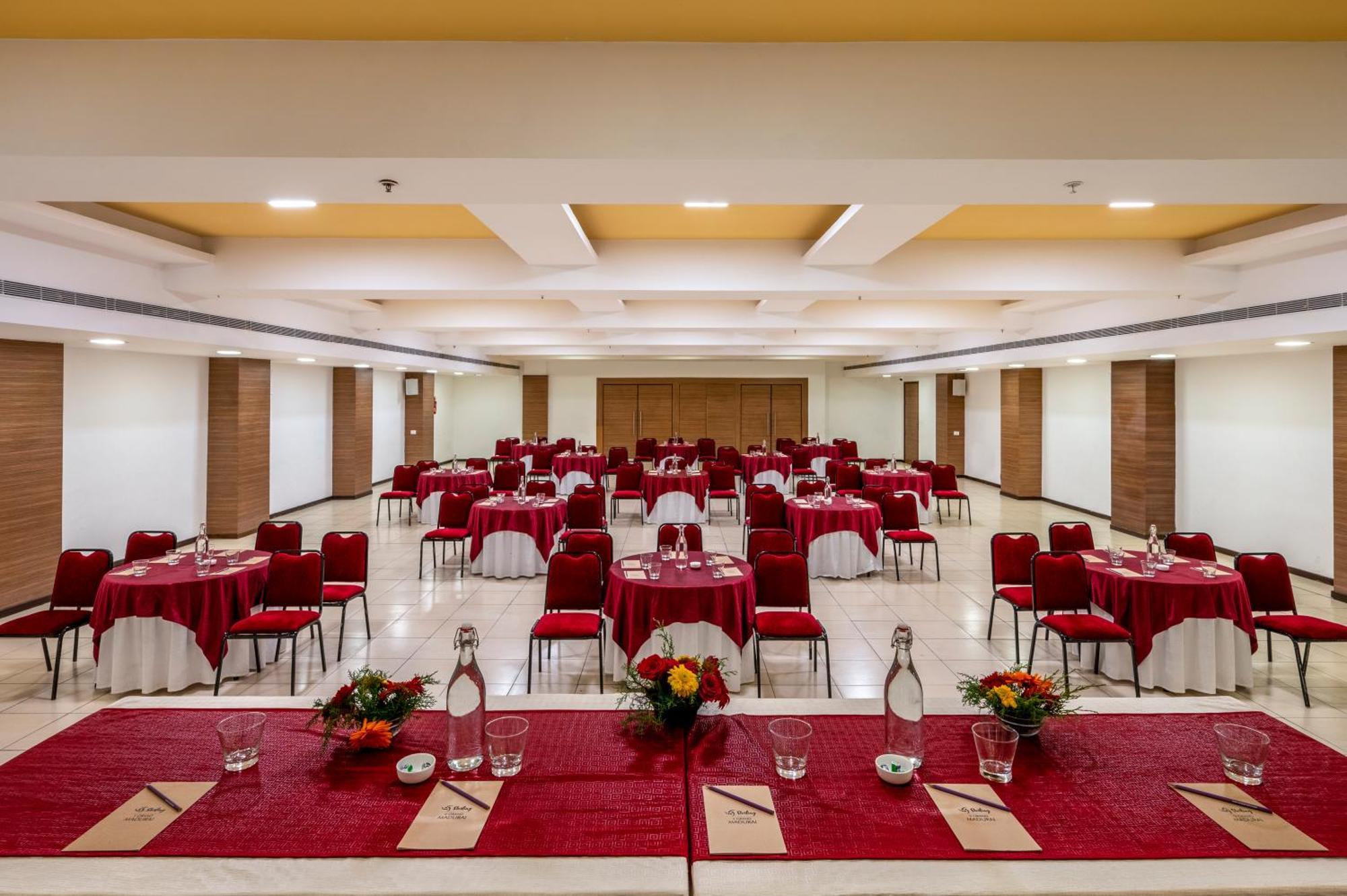 Hotel Sterling V Grand Madurai Esterno foto